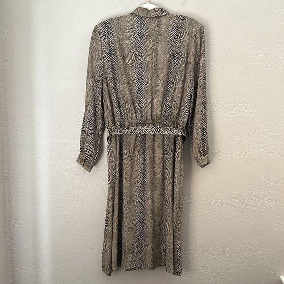 Vintage Leslie Fay Belted Animal Print Dress Size 16P Button Up - Picture 2 of 8